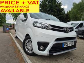 TOYOTA PROACE 2017 (67) at DM Vans Great Missenden