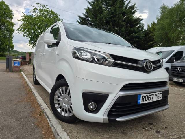 2017 Toyota Proace 1.6D 115 Comfort Van