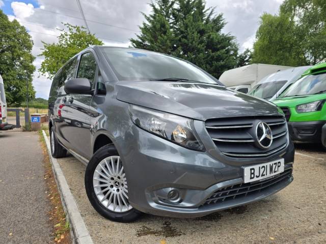 2021 Mercedes-Benz Vito 2.0 116CDI Premium Crew Van 9G-Tronic