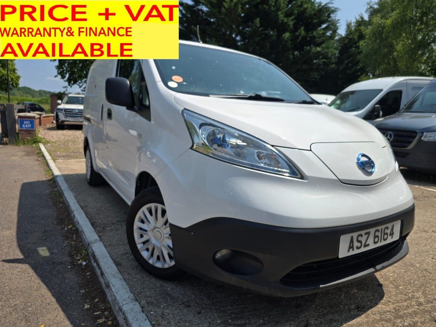 2017 Nissan e-NV200