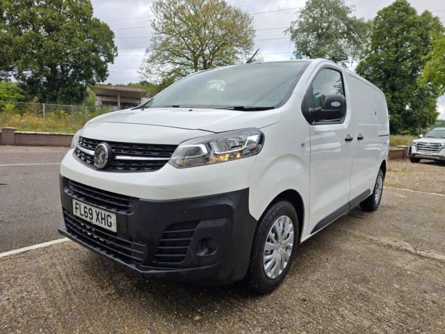 2019 Vauxhall Vivaro 2900 1.5d 100PS Edition **LOW MILEAGE** (NO VAT)