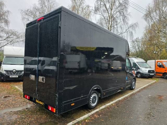 2020 Renault Master 2.3 dCi 130 3.5t LOW LOADER / HORSE BOX