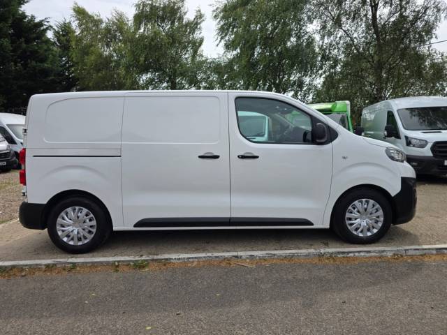 2019 Peugeot Expert 1000 1.6 BlueHDi 115 Professional Van (NO VAT)