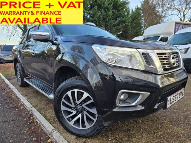 Nissan Navara Double Cab Pick Up Tekna 2.3dCi 190 4WD Auto PICK UP Diesel Black