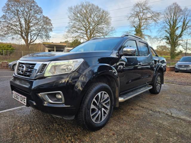 2017 Nissan Navara Double Cab Pick Up Tekna 2.3dCi 190 4WD Auto