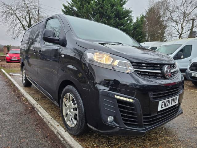 2021 Vauxhall Vivaro 2.0 Turbo D 3100 Sportive L2 LWB (LOW MILES)