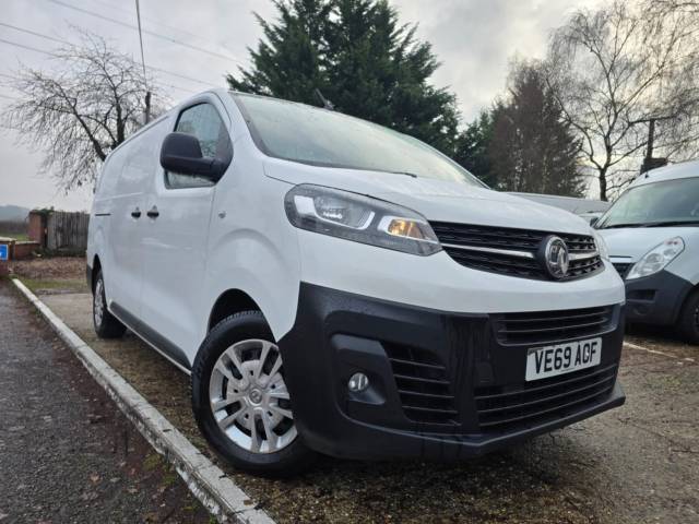 2019 Vauxhall Vivaro 1.5 Turbo D 2900 Dynamic L2 LWB (NO VAT)