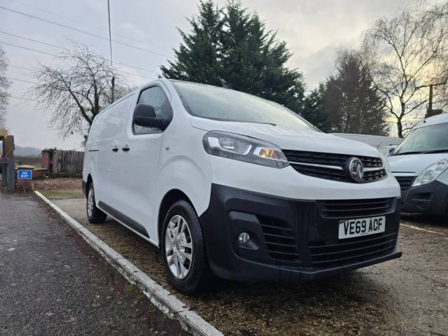 2019 Vauxhall Vivaro 1.5 Turbo D 2900 Dynamic L2 LWB (NO VAT)