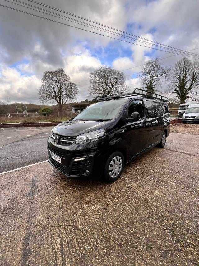 2020 Vauxhall Vivaro 2.0 Turbo D 3100 Sportive L2 LWB (ROOF RACK)