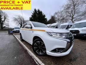 MITSUBISHI OUTLANDER at DM Vans Great Missenden