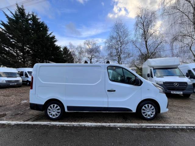2016 Renault Trafic 1.6 dCi 27 Business+ SWB Euro 6