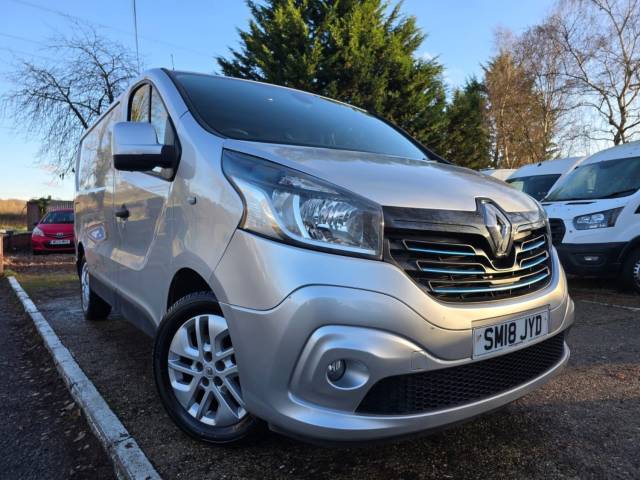 2018 Renault Trafic 1.6 dCi 27 Sport Nav SWB EU6 **ONLY 87,000 MILES**