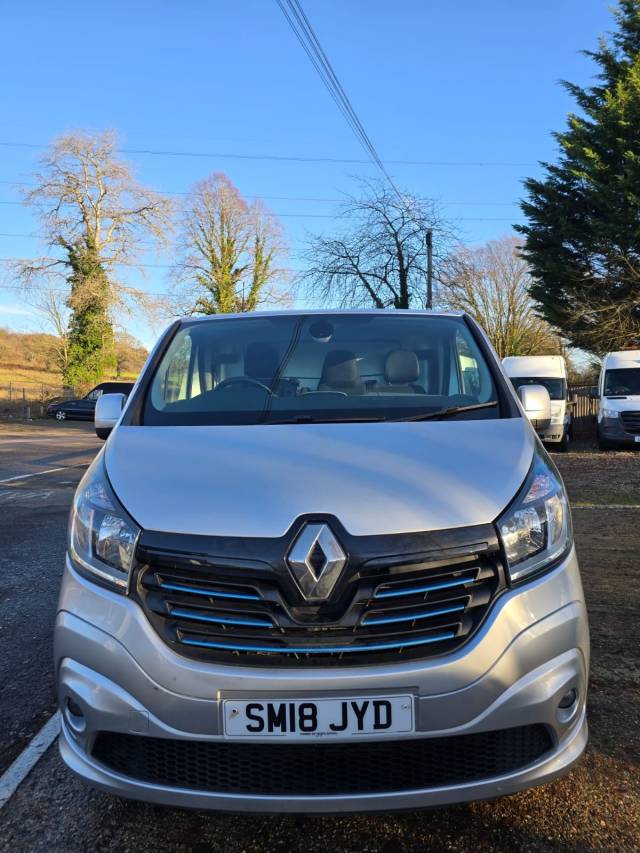 2018 Renault Trafic 1.6 dCi 27 Sport Nav SWB EU6 **ONLY 87,000 MILES**