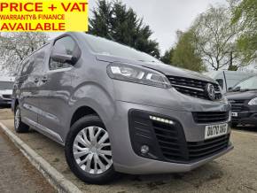 VAUXHALL VIVARO at DM Vans Great Missenden