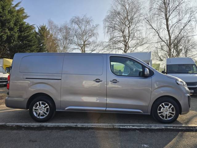 2020 Vauxhall Vivaro 2.0 Turbo D 3100 Sportive L2 LWB