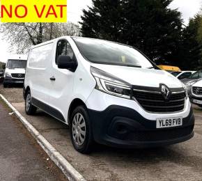 RENAULT TRAFIC at DM Vans Great Missenden