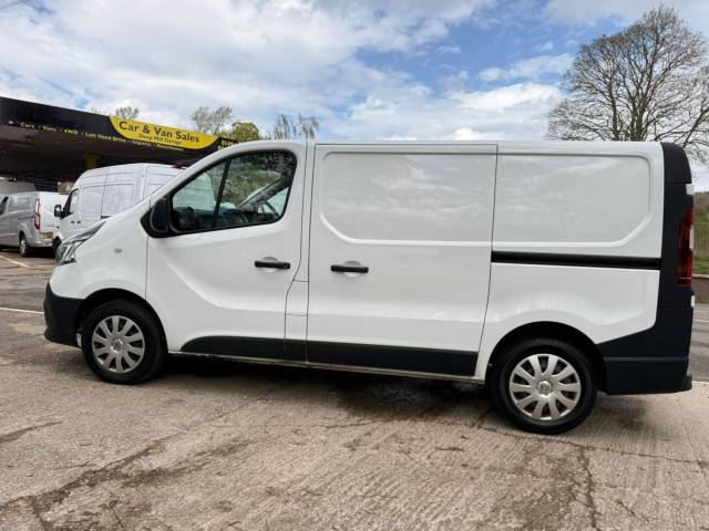 2019 Renault Trafic 2.0 dCi 28 Business **ONLY 46,000 Miles** NO VAT