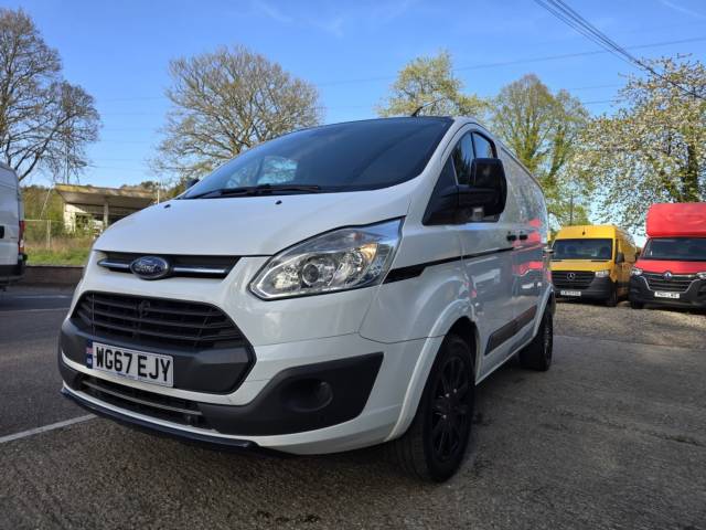 2017 Ford Transit Custom 2.0 TDCi 290 Trend Colour Edition SWB (NO VAT)