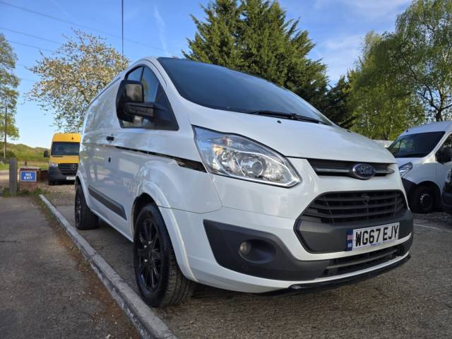 2017 Ford Transit Custom 2.0 TDCi 290 Trend Colour Edition SWB (NO VAT)