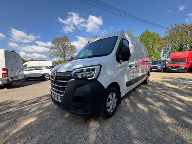 2019 Renault Master 2.3 dCi 35 Business+ FWD LWB (NO VAT)