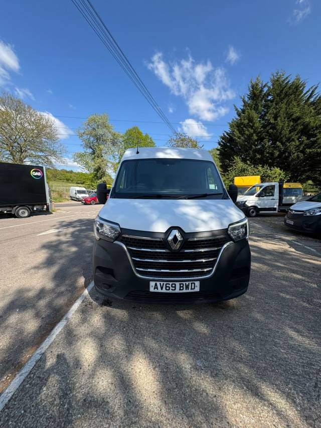 2019 Renault Master 2.3 dCi 35 Business+ FWD LWB (NO VAT)