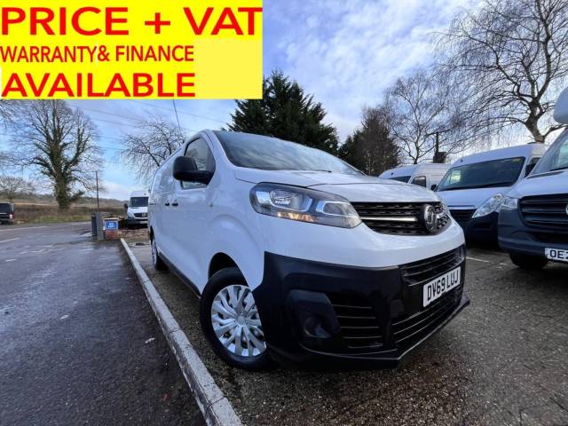 Vauxhall Vivaro 2.0 Turbo D 3100 Edition L2 LWB (LOW MILEAGE) PANEL VAN Diesel White