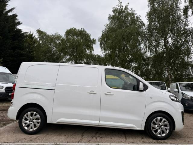 2021 Citroen Dispatch 2.0 BlueHDi 1400 Driver M FWD 2 Euro 6