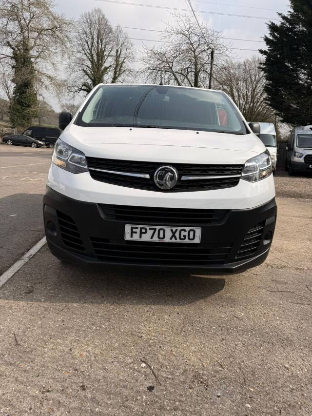 2020 Vauxhall Vivaro 1.5 Turbo D 2700 Dynamic SWB **ONLY 69,000 MILES**
