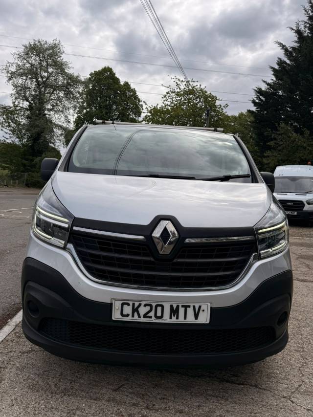 2020 Renault Trafic 2.0 dCi ENERGY 28 Business+ SWB **LOW MILEGAE**
