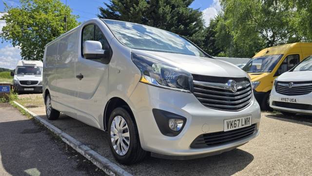 2017 Vauxhall Vivaro 1.6 CDTi 2900 BiTurbo ecoTEC Sportive L2 LWB
