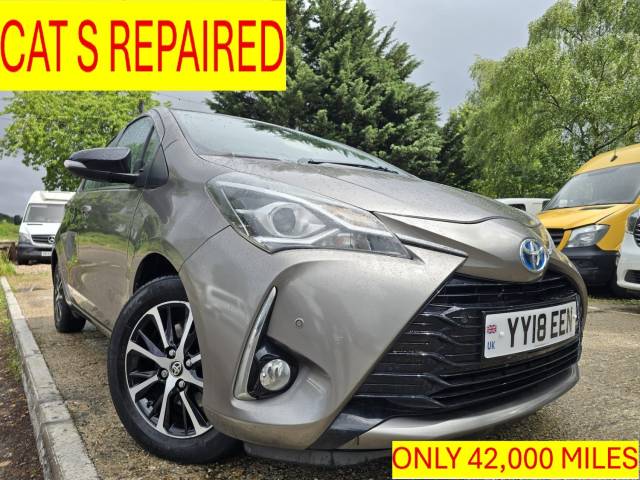 Toyota Yaris 1.5 VVT-h Icon Tech E-CVT **ONLY 42,000 MILES** HATCHBACK Hybrid Bronze