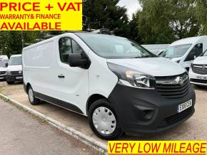 VAUXHALL VIVARO at DM Vans Great Missenden