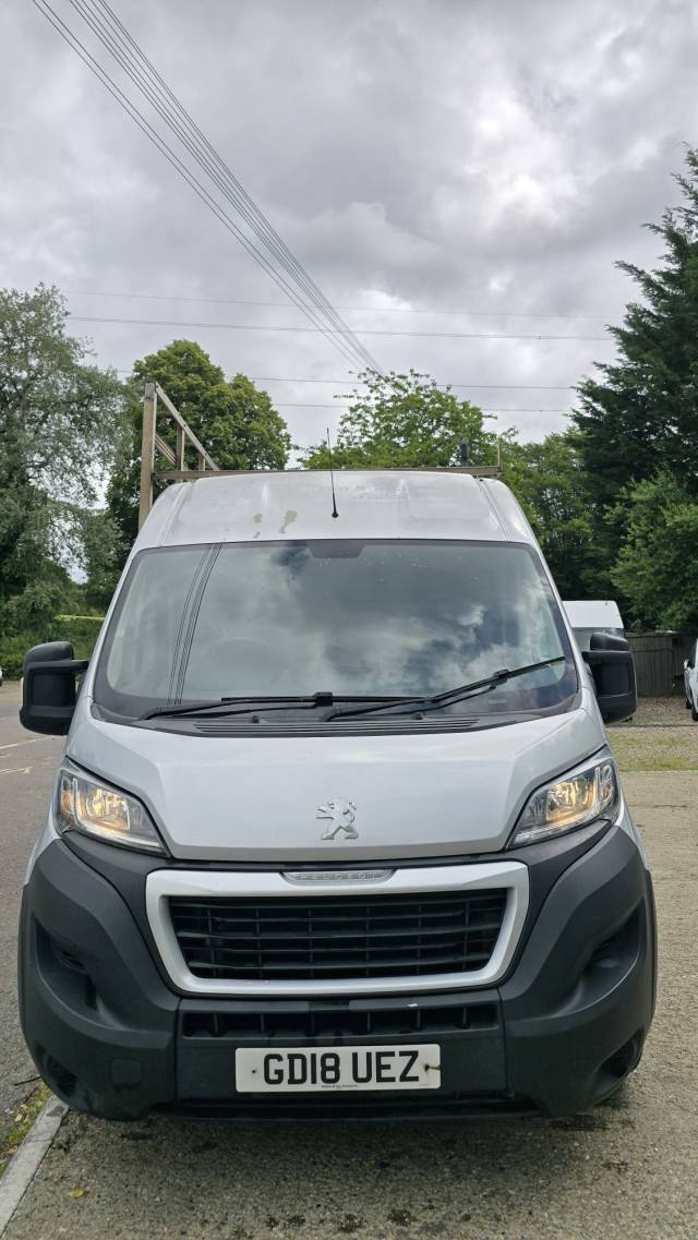 2018 Peugeot Boxer 2.0 BlueHDi 335 LWB (GLAZIER SIDE RACK)