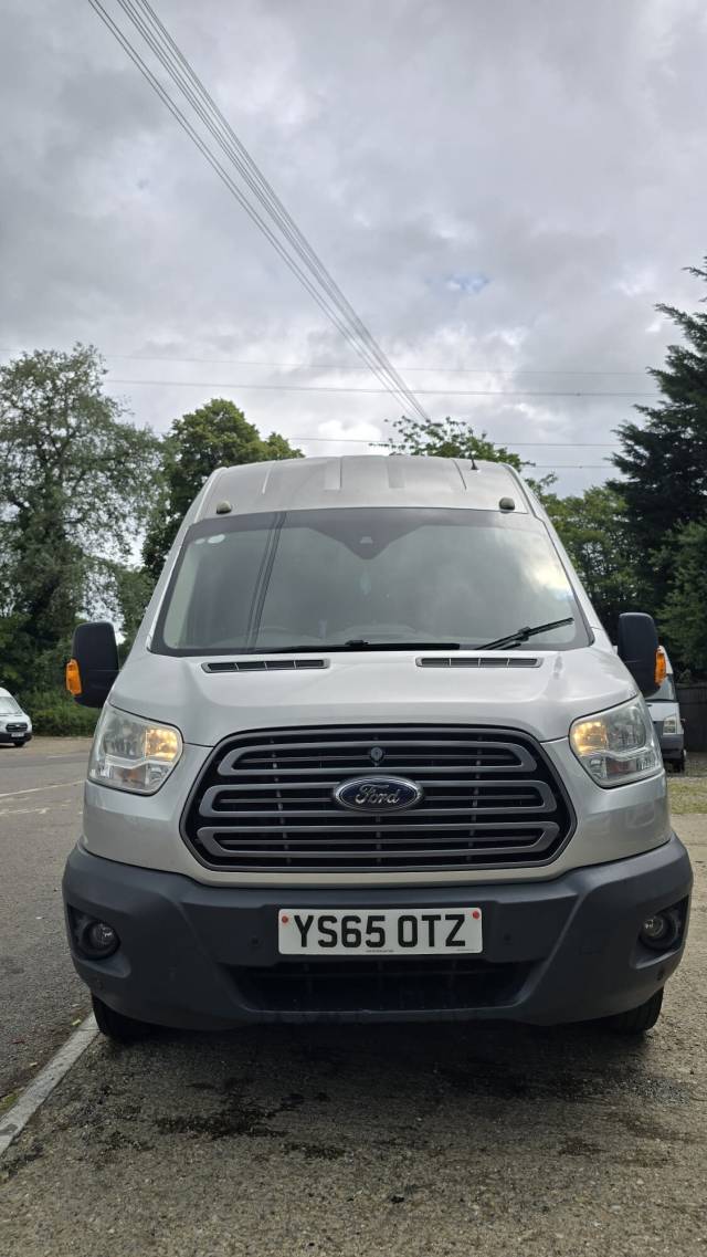 2015 Ford Transit 2.2 TDCi 460 HDT Trend Minibus L4 (18 seats)