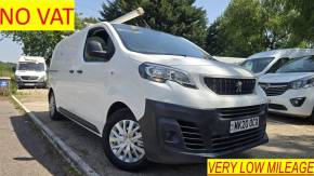 PEUGEOT EXPERT at DM Vans Great Missenden