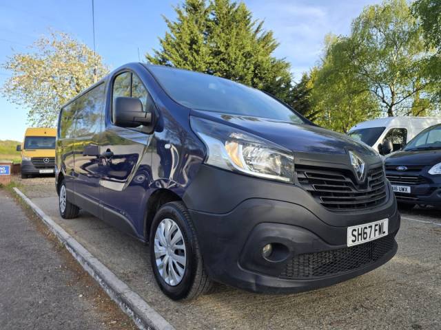 2017 Renault Trafic 1.6 dCi 29 Business LWB **LOW MILEAGE VAN** NO VAT