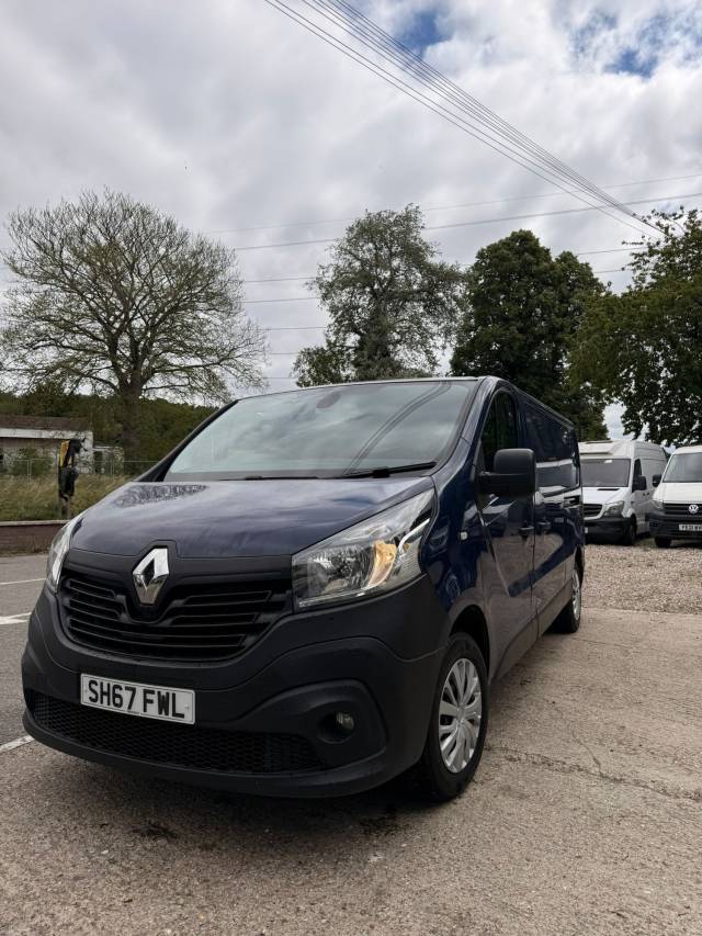 2017 Renault Trafic 1.6 dCi 29 Business LWB **LOW MILEAGE VAN** NO VAT