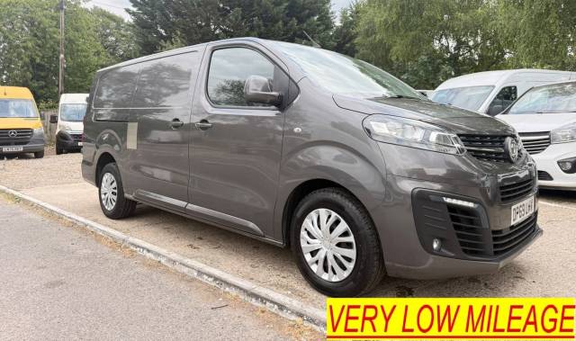 2019 Vauxhall Vivaro 1.5 Turbo D 2900 Sportive L2 LWB **75,000 MILES**