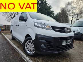 VAUXHALL VIVARO at DM Vans Great Missenden