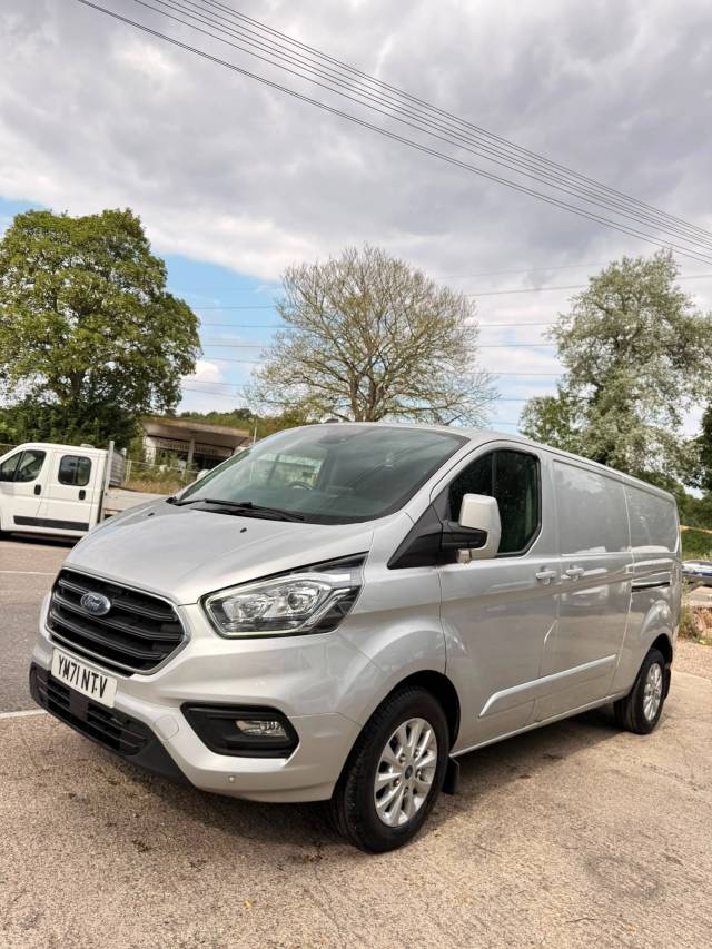 2022 Ford Transit Custom 2.0 300 EcoBlue Limited L2 LWB **1 OWNER VAN**