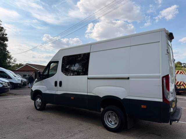 2015 Iveco Daily 3.0 5.2T VAN TWIN AXLE **ONLY 58,000 MILES**