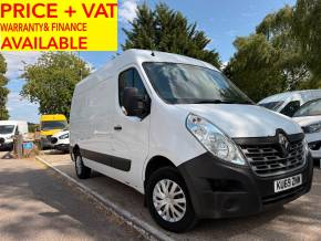 RENAULT TRUCKS UK MASTER at DM Vans Great Missenden