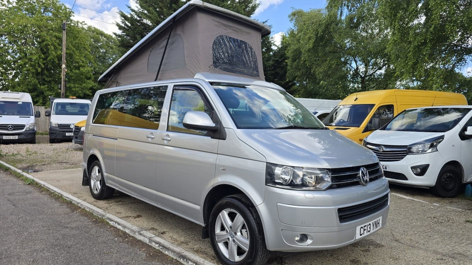 2013 Volkswagen Caravelle