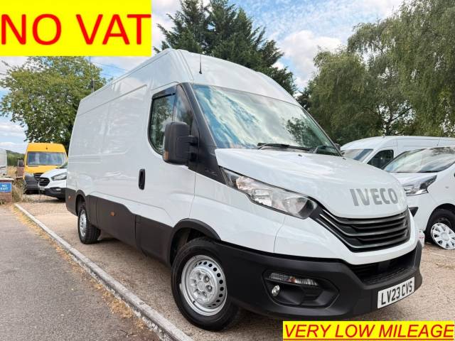 Iveco Daily 2.3D HPI 14V 35S 3520 MWB (NO VAT) PANEL VAN Diesel White