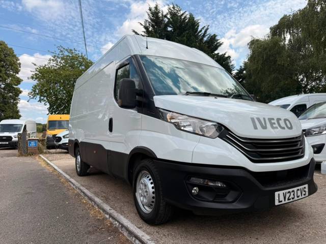 2023 Iveco Daily 2.3D HPI 14V 35S 3520 MWB (NO VAT)