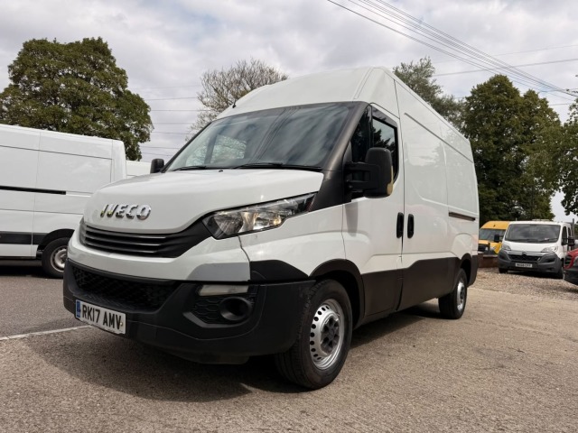 2017 Iveco Daily 2.3 TD 12V 35S 3520 L2 MWB HiMatic AUTO (NO VAT)
