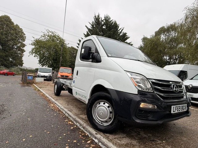 LDV V80 2.5 EV80 56kWh Auto L3 CHASSIS CAB Diesel White
