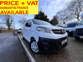 VAUXHALL VIVARO at DM Vans Great Missenden
