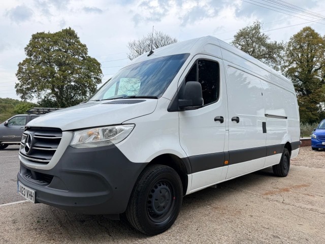 2023 Mercedes-Benz Sprinter 2.0 315 CDI Premium G-Tronic RWD L3 AUTOMATIC