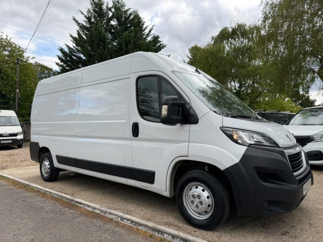 2022 Peugeot Boxer 2.2 BlueHDi 335 Professional L3 LWB **NO VAT**